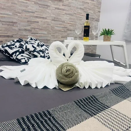 Americas Tropical Nights Apartamento