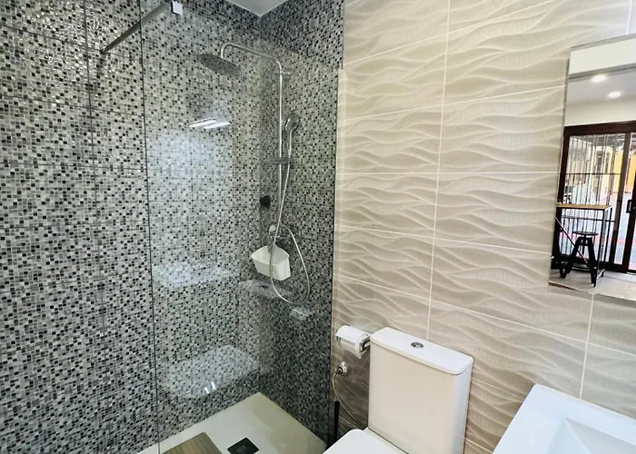 Americas Tropical Nights *