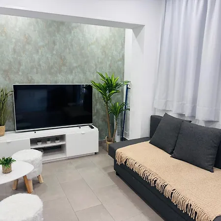 Americas Tropical Nights 플라야데라스아메리카스