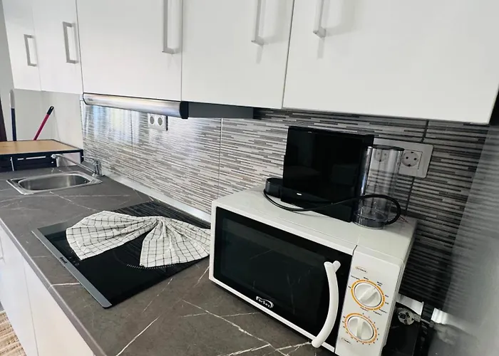 Americas Tropical Nights Плая-де-лас-Америкас